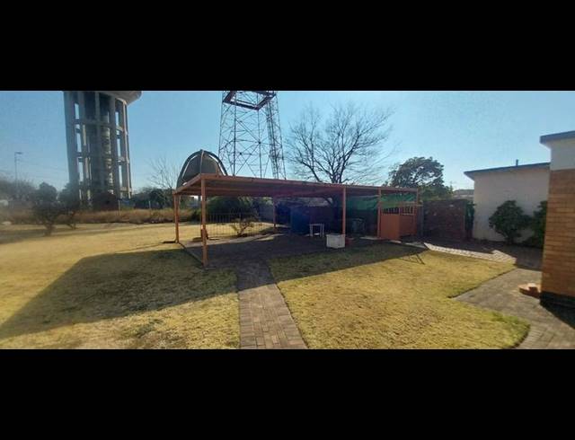 3 BEDROOM HOUSE FOR SALE IN SUNNYRIDGE